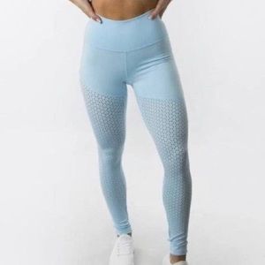 BuffBunny Posh Legging - Arctic